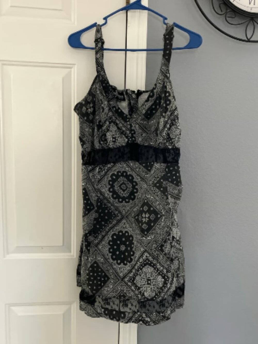 🔥SALE🔥Royal Bones brand Dress or PJ Gown Size XXXL